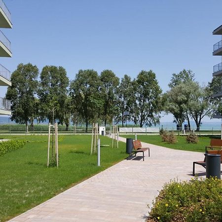 Lelle Resort B21 Балатонлеле Екстериор снимка